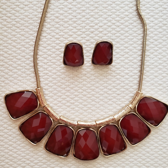 Necklace and earrings/wine color - Picture 6 of 13